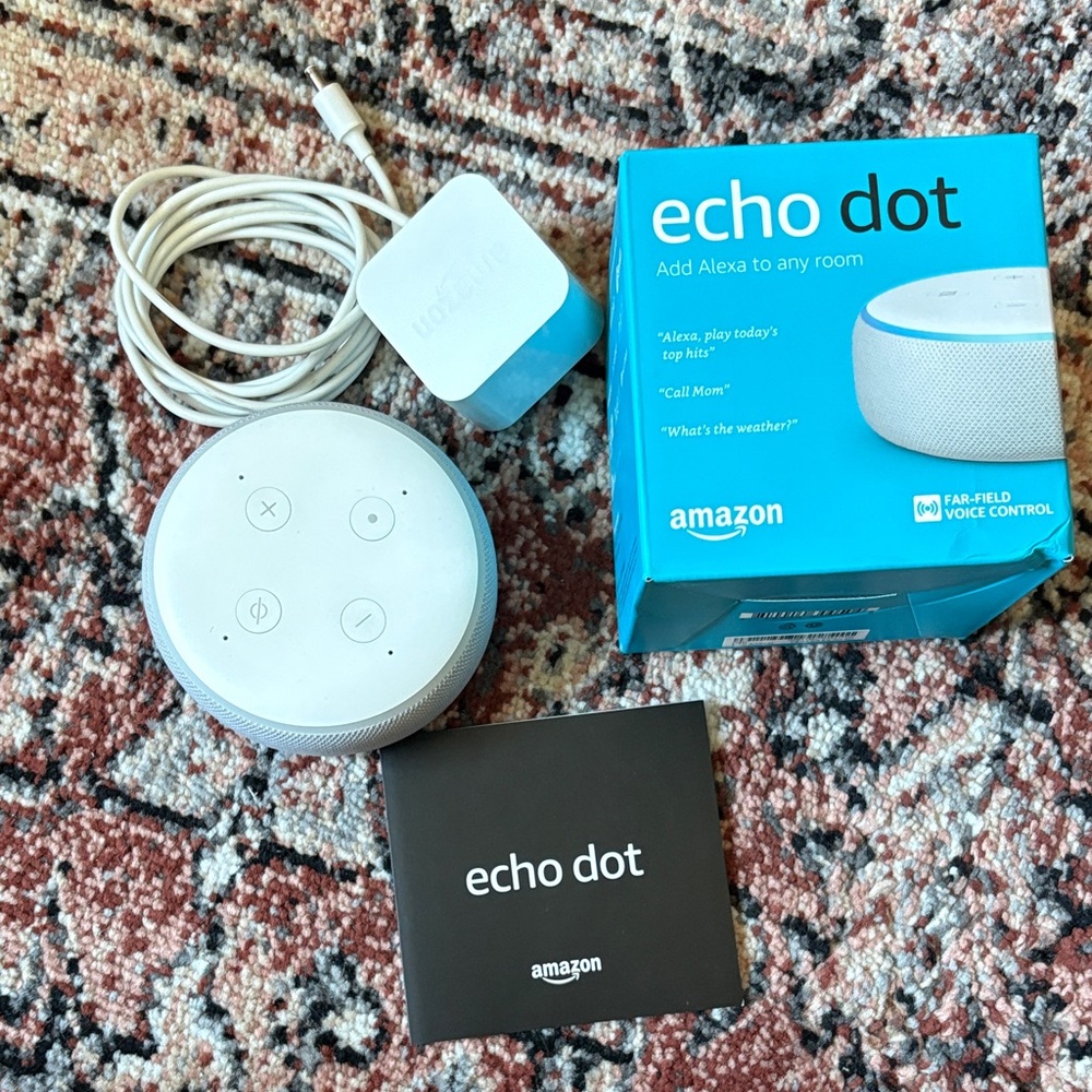 Amazon echo dot 3rd generation White
